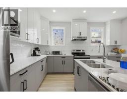 107 Corner Meadows Square NE - photo 19