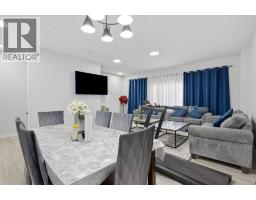 107 Corner Meadows Square NE - photo 15