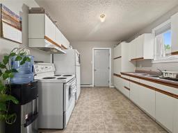 555 Lacrosse Street W, Virden, MB R0M2C0 Photo 10