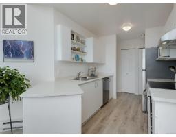 Entrance - 301 837 Selkirk Ave, Esquimalt, BC V9A2T7 Photo 8