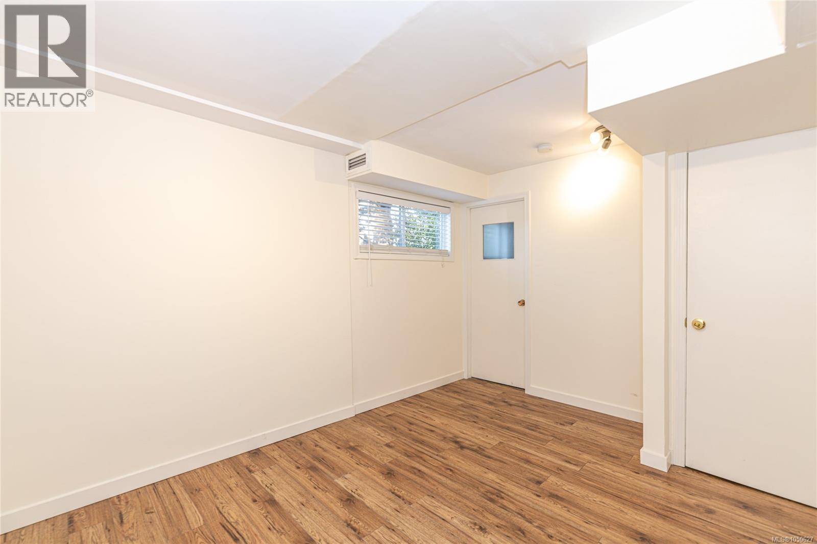  1711 Christmas Avenue, Saanich