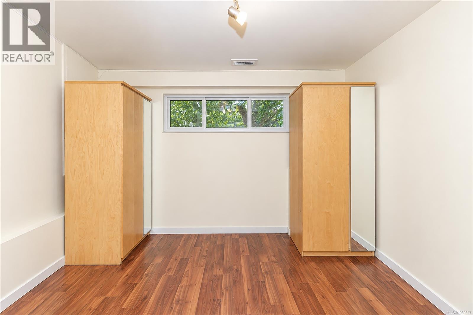  1711 Christmas Avenue, Saanich