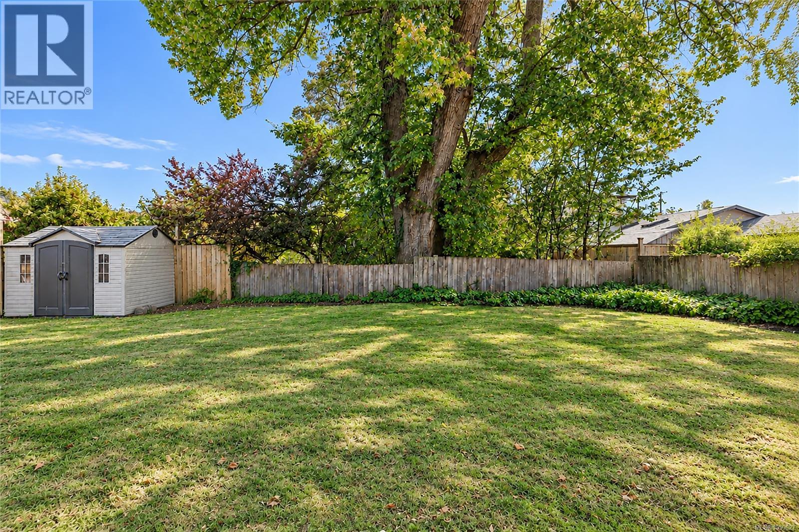  1711 Christmas Avenue, Saanich