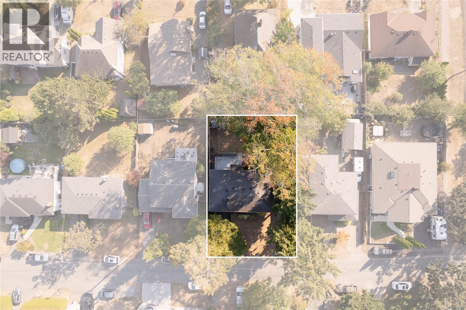  1711 Christmas Avenue, Saanich