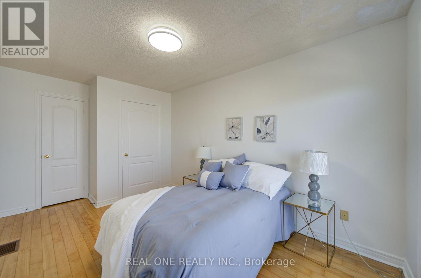 15 ANGELICA AVENUE - 27