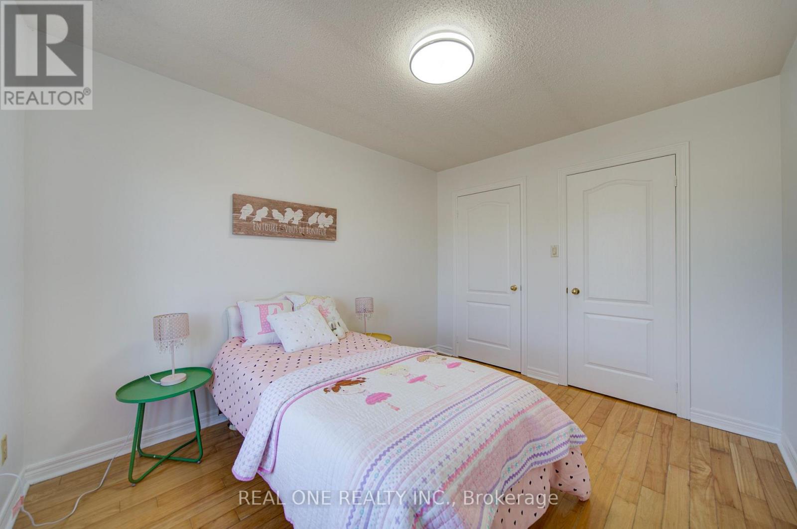 15 ANGELICA AVENUE - 29