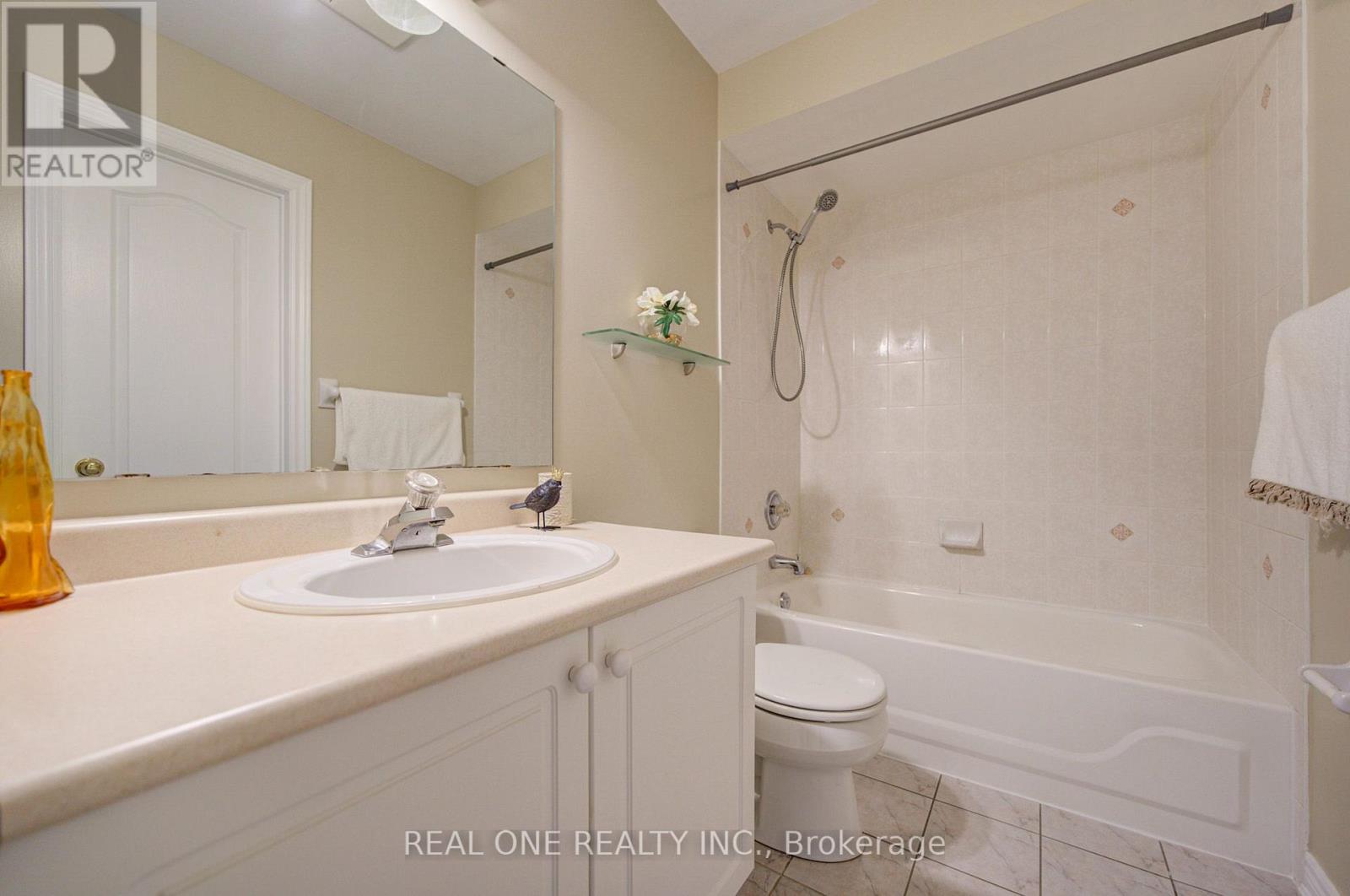 15 ANGELICA AVENUE - Image 30