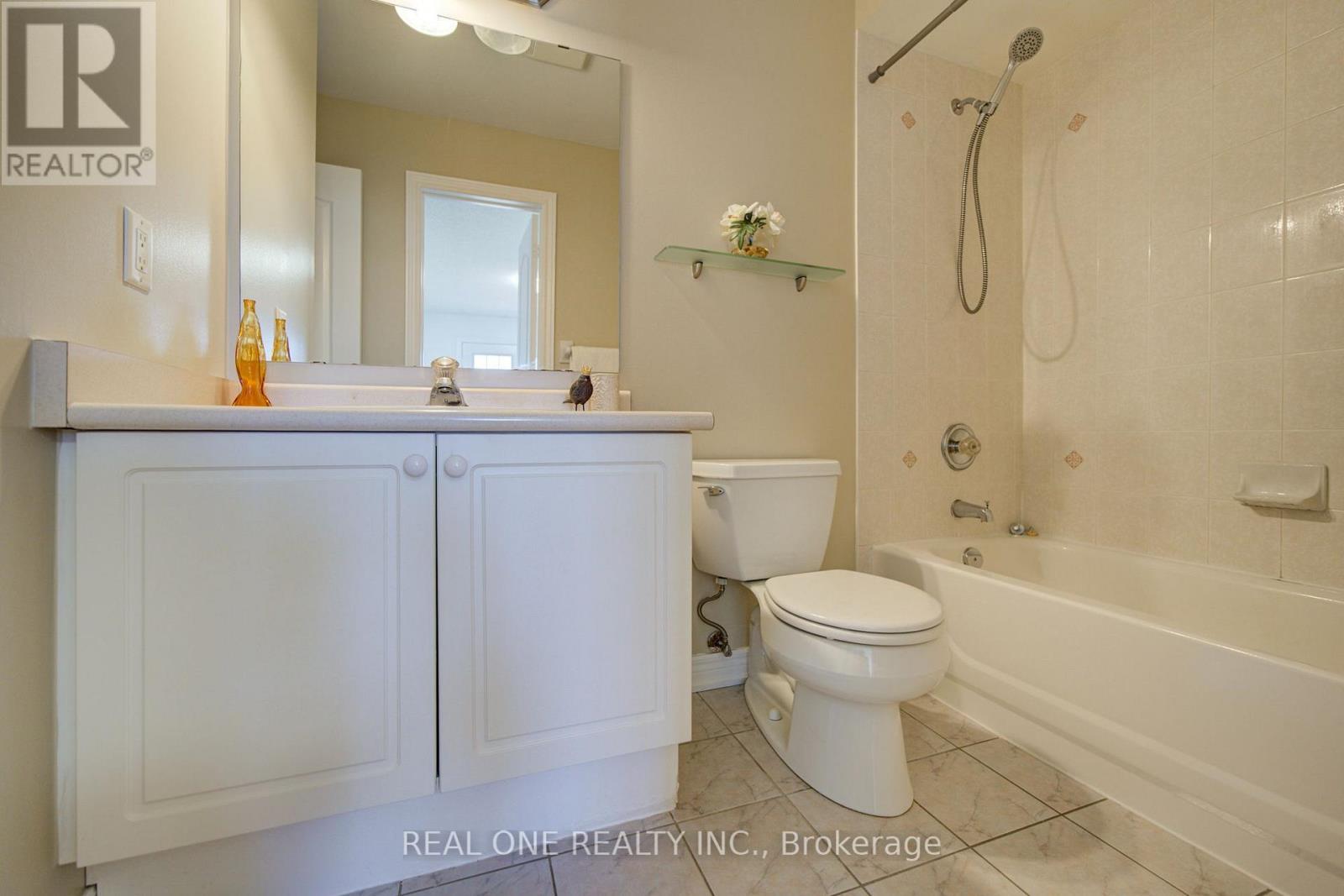 15 ANGELICA AVENUE - Image 31
