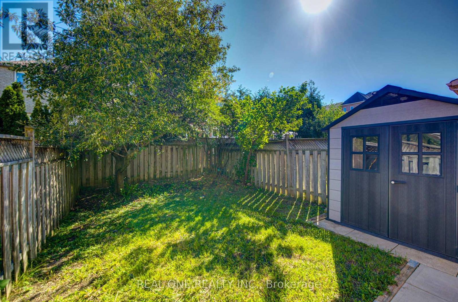 15 ANGELICA AVENUE - 44