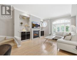 39 Lobo Mews, Toronto, ON M8Z0B2 Photo 10