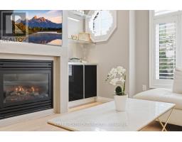 39 Lobo Mews, Toronto, ON M8Z0B2 Photo 11