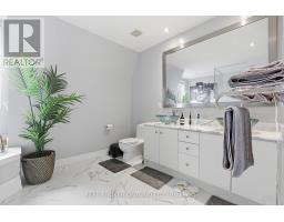 39 Lobo Mews, Toronto, ON M8Z0B2 Photo 21