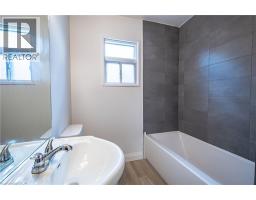 150 Beland Avenue S, Hamilton, ON L8K3T6 Photo 15