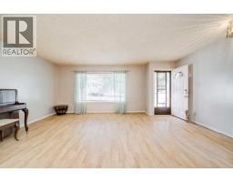 726 10 Avenue S - photo 5