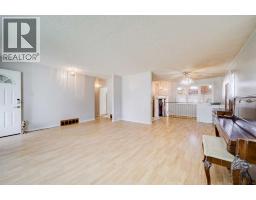 726 10 Avenue S - photo 8