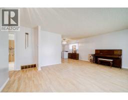 726 10 Avenue S - photo 6