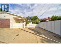 726 10 Avenue S - photo 35