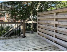 17 Oakwood, Dartmouth, NS B2W5P8 Photo 12