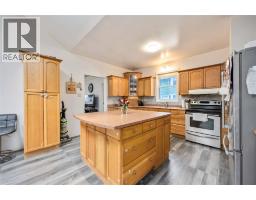 2pc Ensuite bath - 260 Mitton Street South, Sarnia, ON N7T3E1 Photo 7