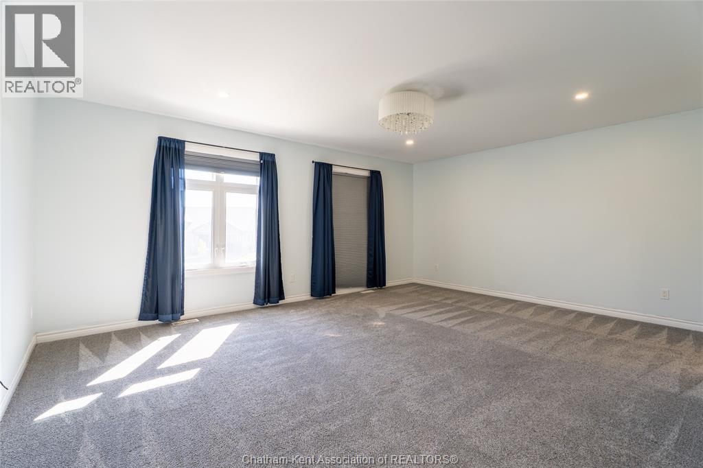 20 SIENNA COURT - 21