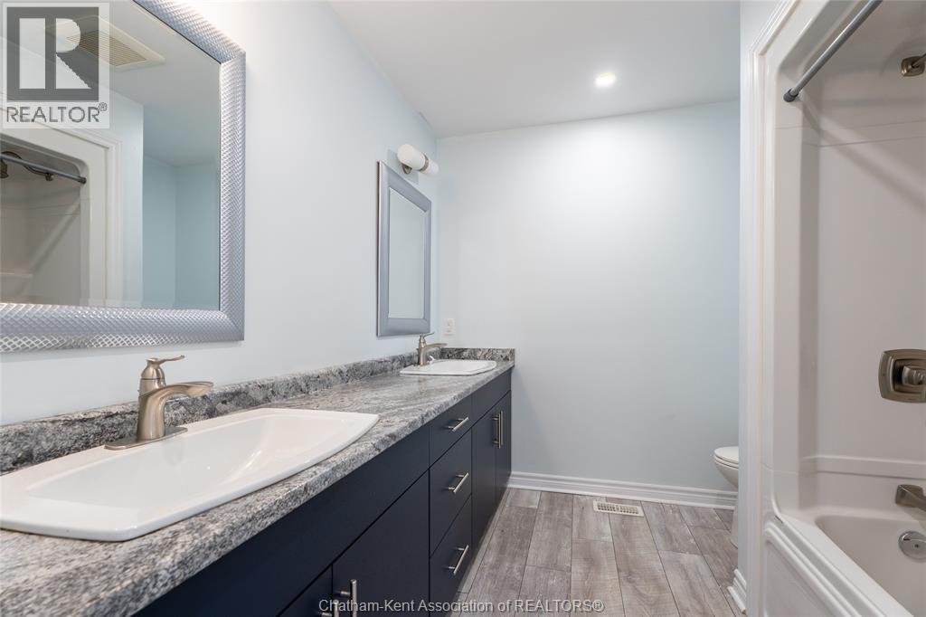 20 SIENNA COURT - 23