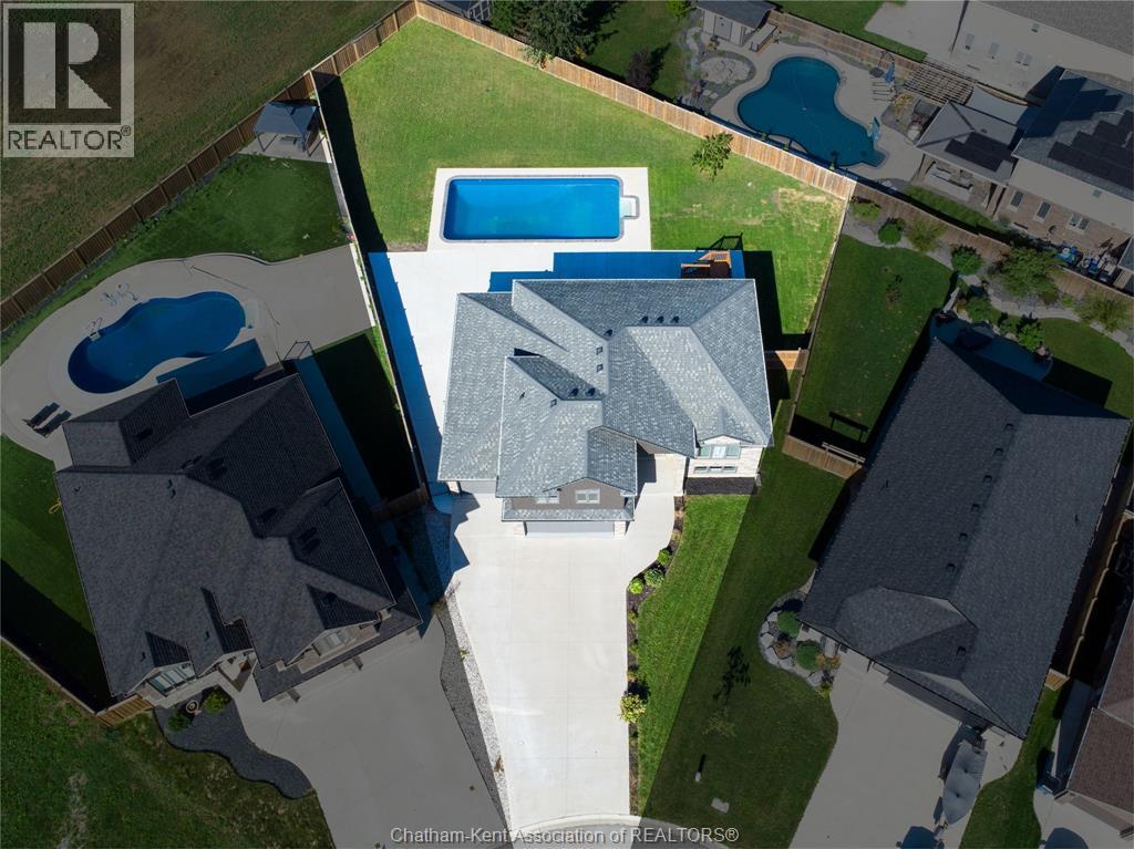 20 SIENNA COURT - 3
