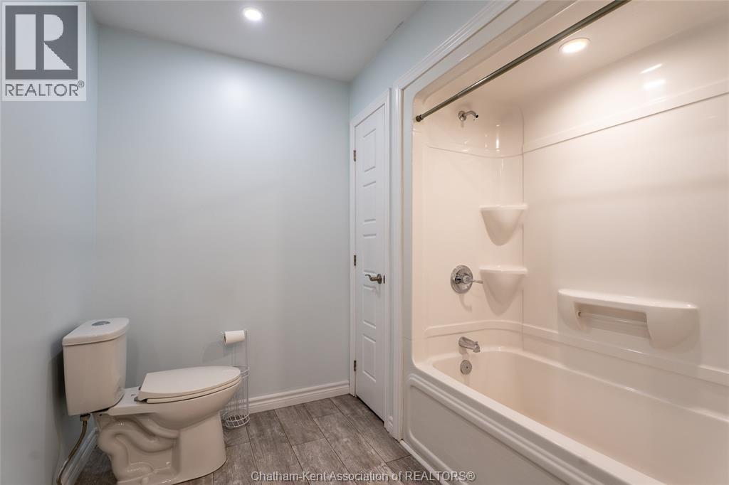 20 SIENNA COURT - 30