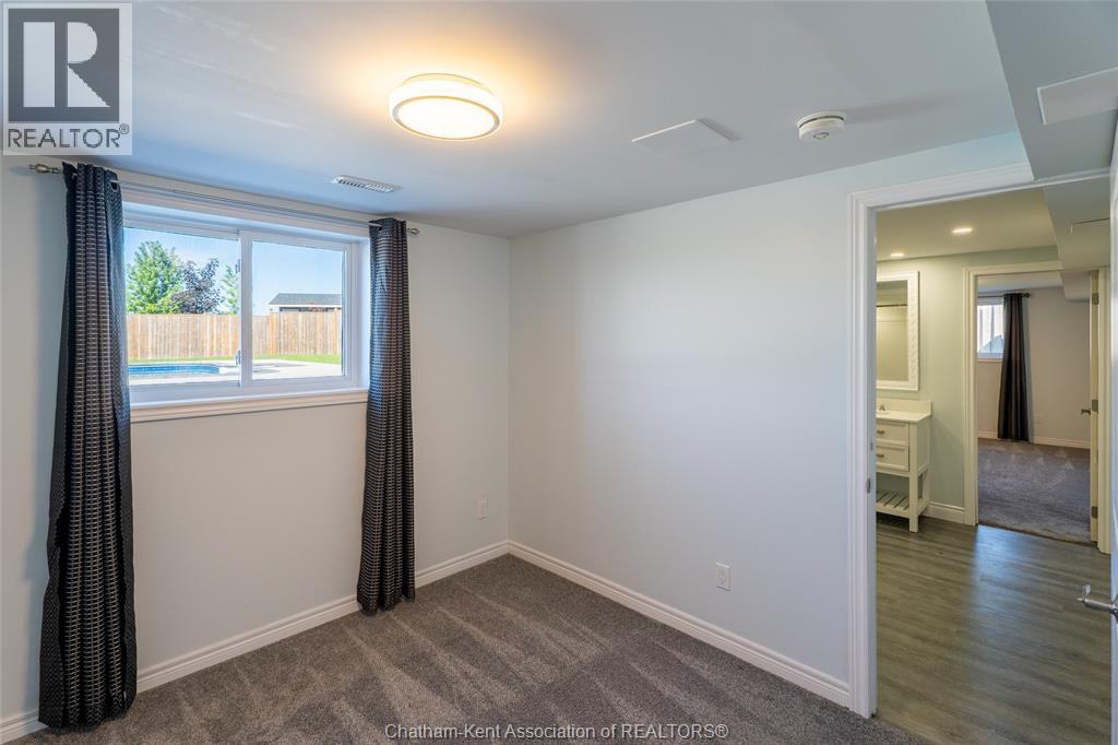 20 SIENNA COURT - 36
