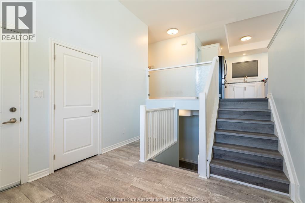 20 SIENNA COURT - 8
