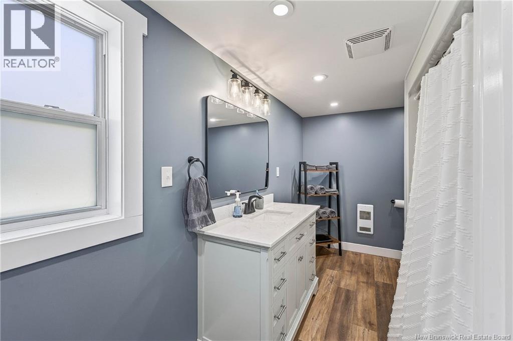 6 Armstrong Street - Image 11