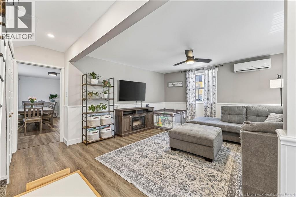 6 Armstrong Street - 18