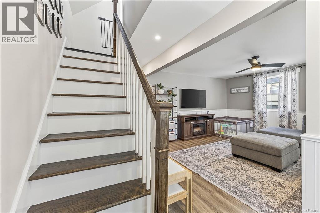 6 Armstrong Street - 25