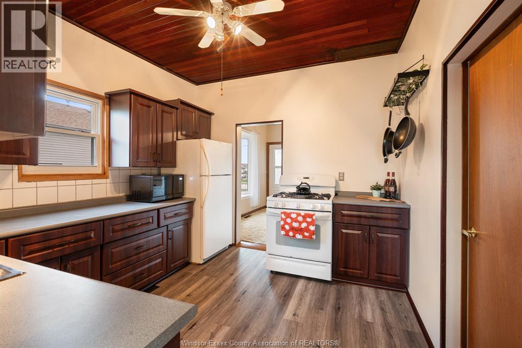 9510 WALKER ROAD - 15