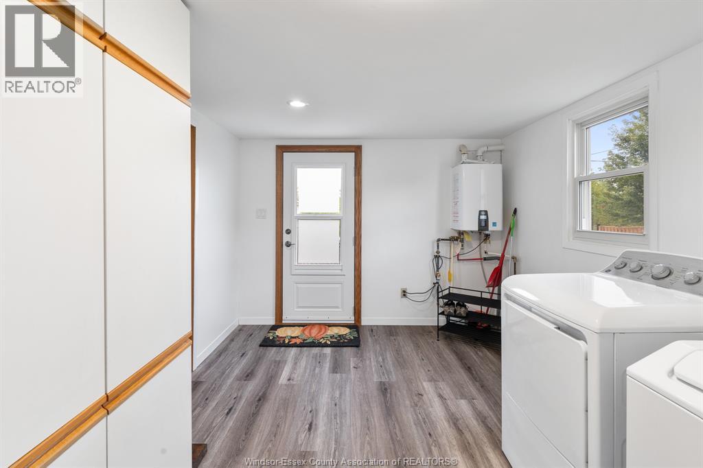 9510 WALKER ROAD - 17