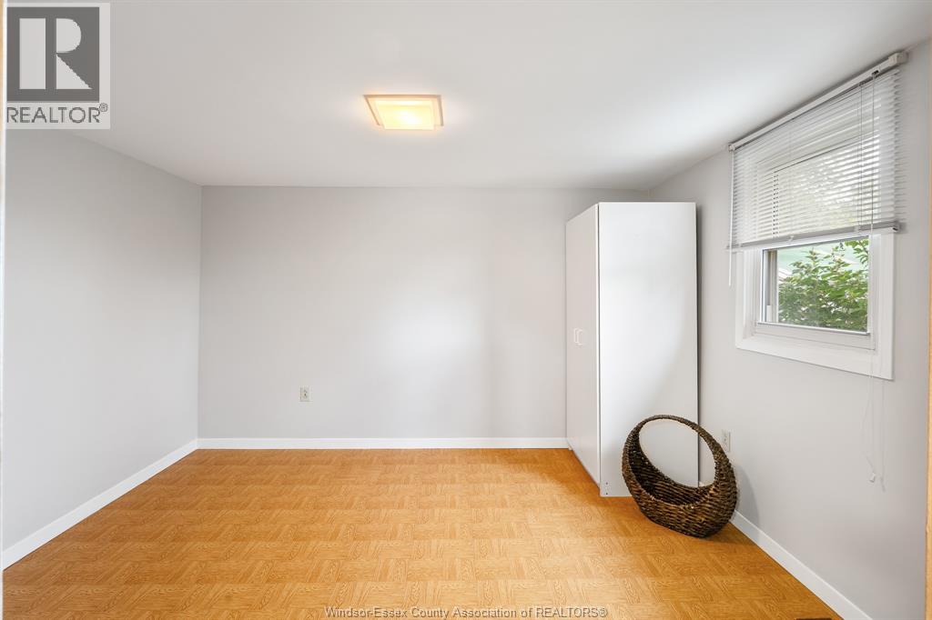 9510 WALKER ROAD - 20