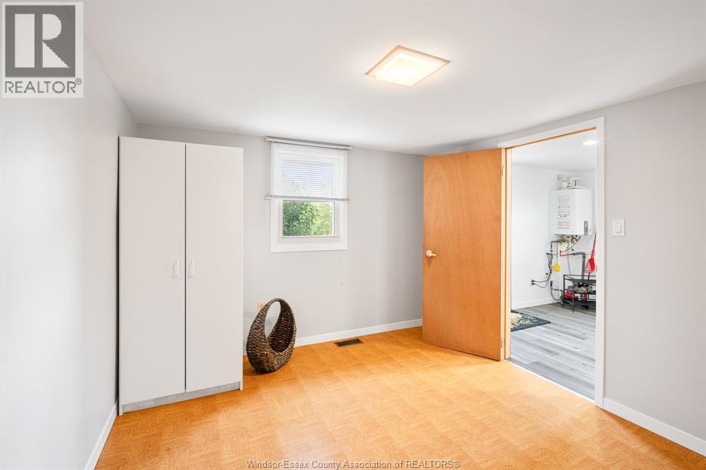 9510 WALKER ROAD - 21