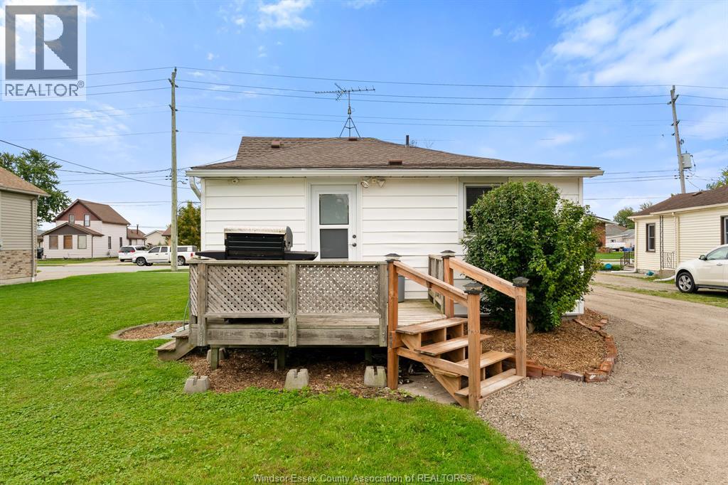 9510 WALKER ROAD - Image 32