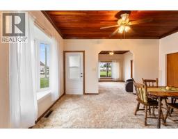 9510 Walker Road, Mcgregor, ON N0R1J0 Photo 12