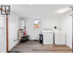 9510 Walker Road, Mcgregor, ON N0R1J0 Photo 19