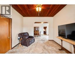 9510 Walker Road, Mcgregor, ON N0R1J0 Photo 9