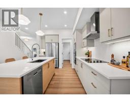 305 Precedence View - photo 13