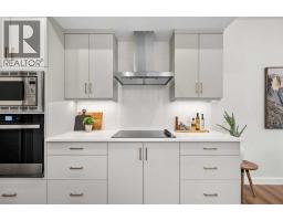 305 Precedence View - photo 18