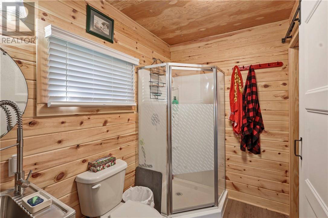 271 SMITH BAY Road, Gore Bay, Manitoulin Island — photo 32