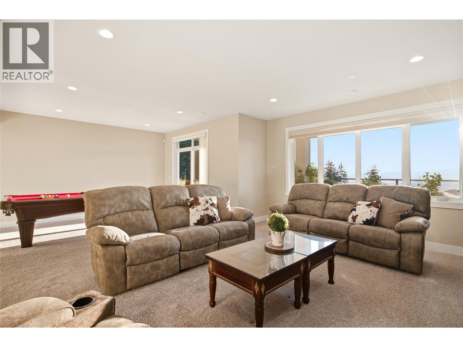 1530 Winter Lane, Kelowna