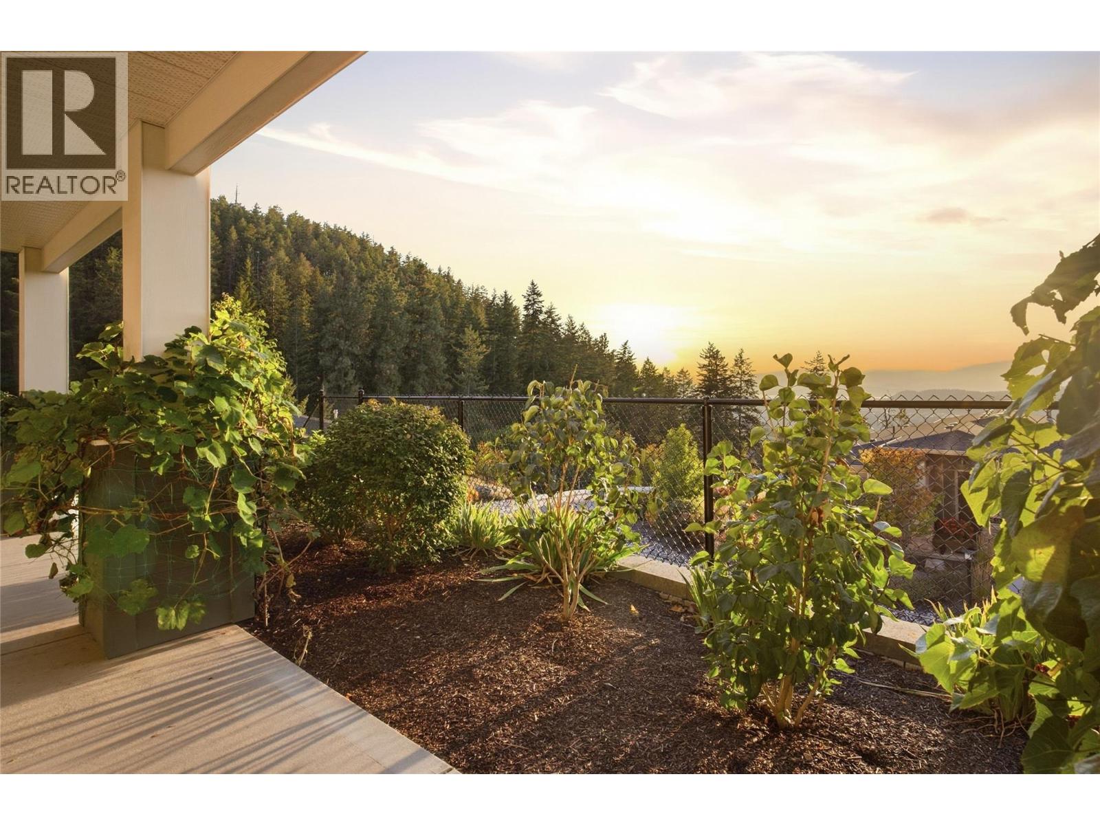1530 Winter Lane, Kelowna