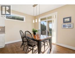 Dining room - 1530 Winter Lane, Kelowna, BC V1P1T2 Photo 13