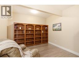 1530 Winter Lane, Kelowna, BC V1P1T2 Photo 31
