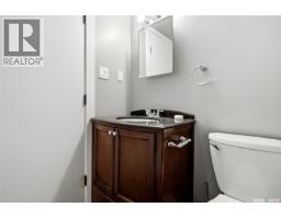 2 Sampson Place, Regina, SK S4R4R4 Photo 25