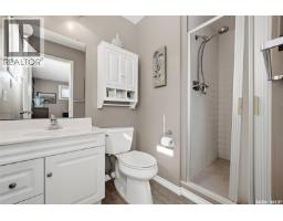 Bedroom - 210 Windfield Road, Regina, SK S4V0K3 Photo 12