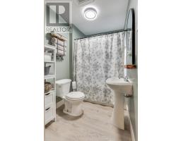 422 West Street, Petrolia, ON N0N1R0 Photo 11